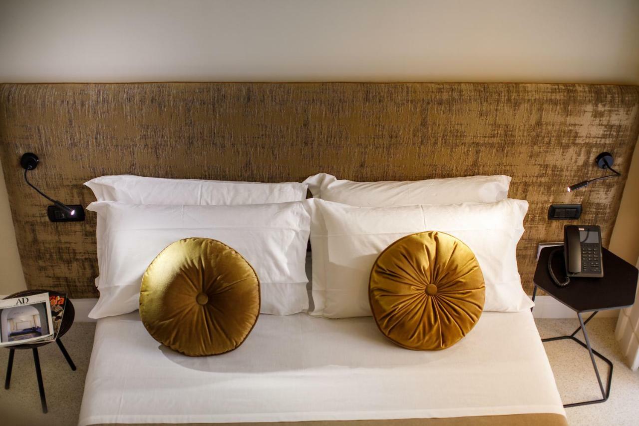 Melrose Napoli Hotel Luaran gambar